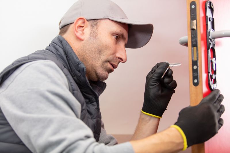 Window Hinge Repair in Prescott Valley, AZ